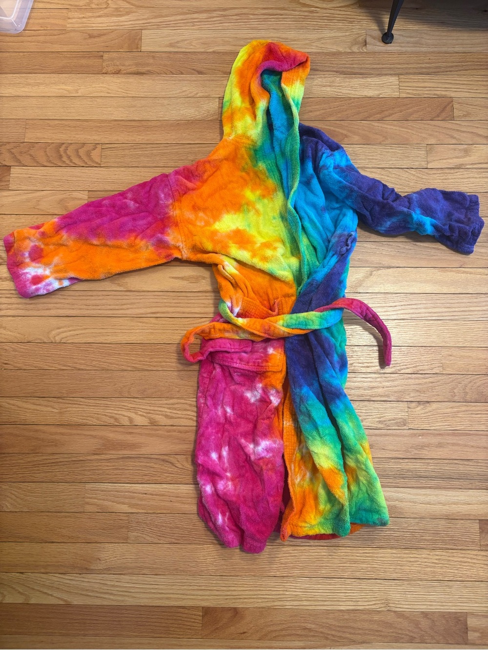 Kids Rainbow Tie-Dye Hooded Bathrobe - Multicolor Plush Robe